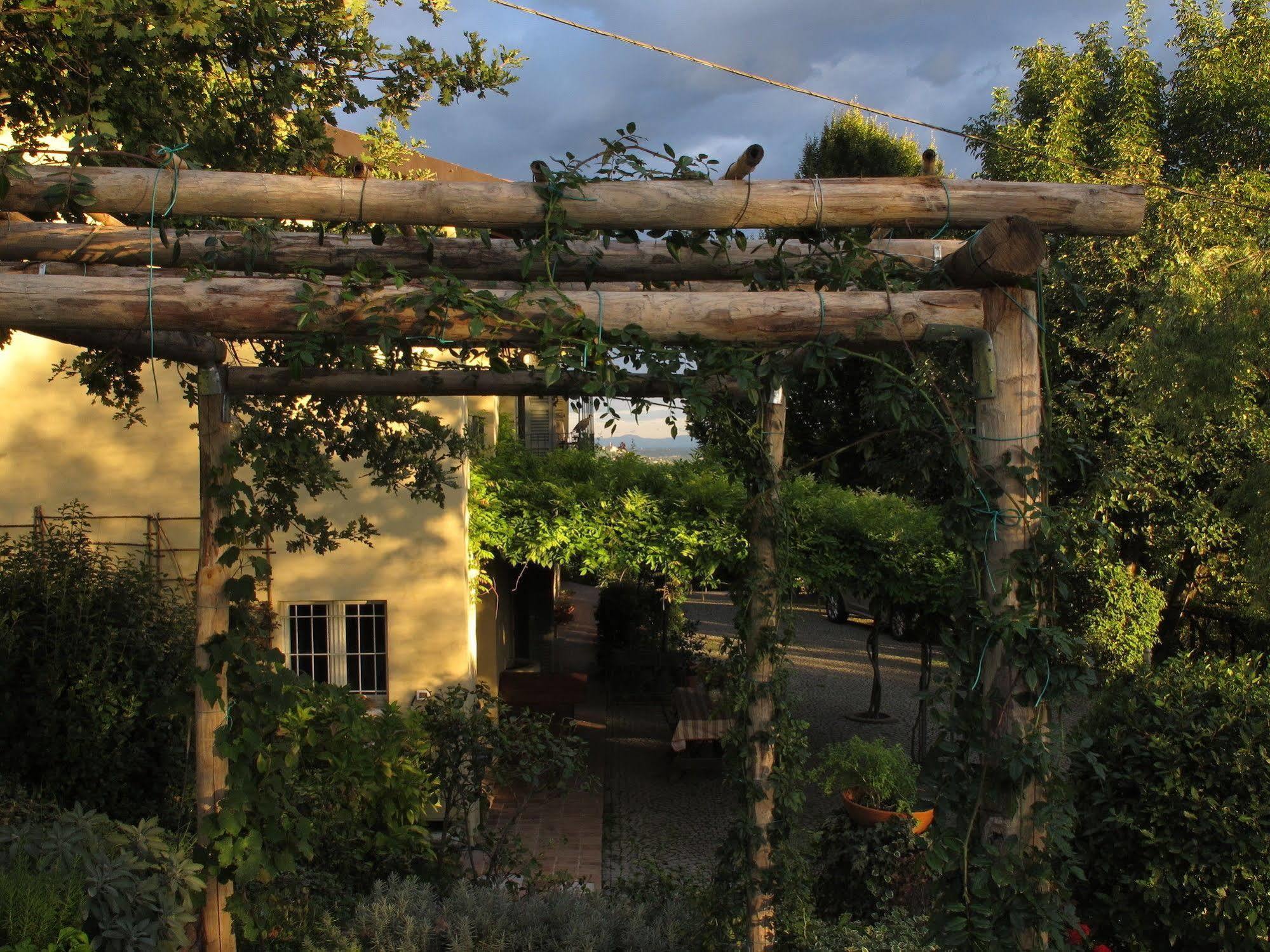 Sotto La Luna Bruna B&B Cocconato Extérieur photo