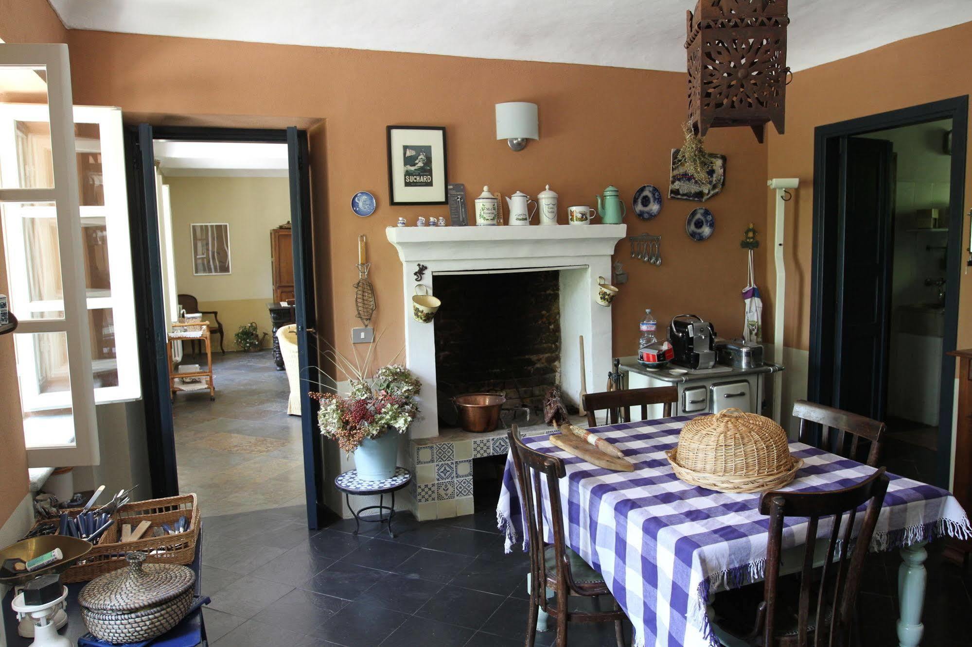 Sotto La Luna Bruna B&B Cocconato Extérieur photo